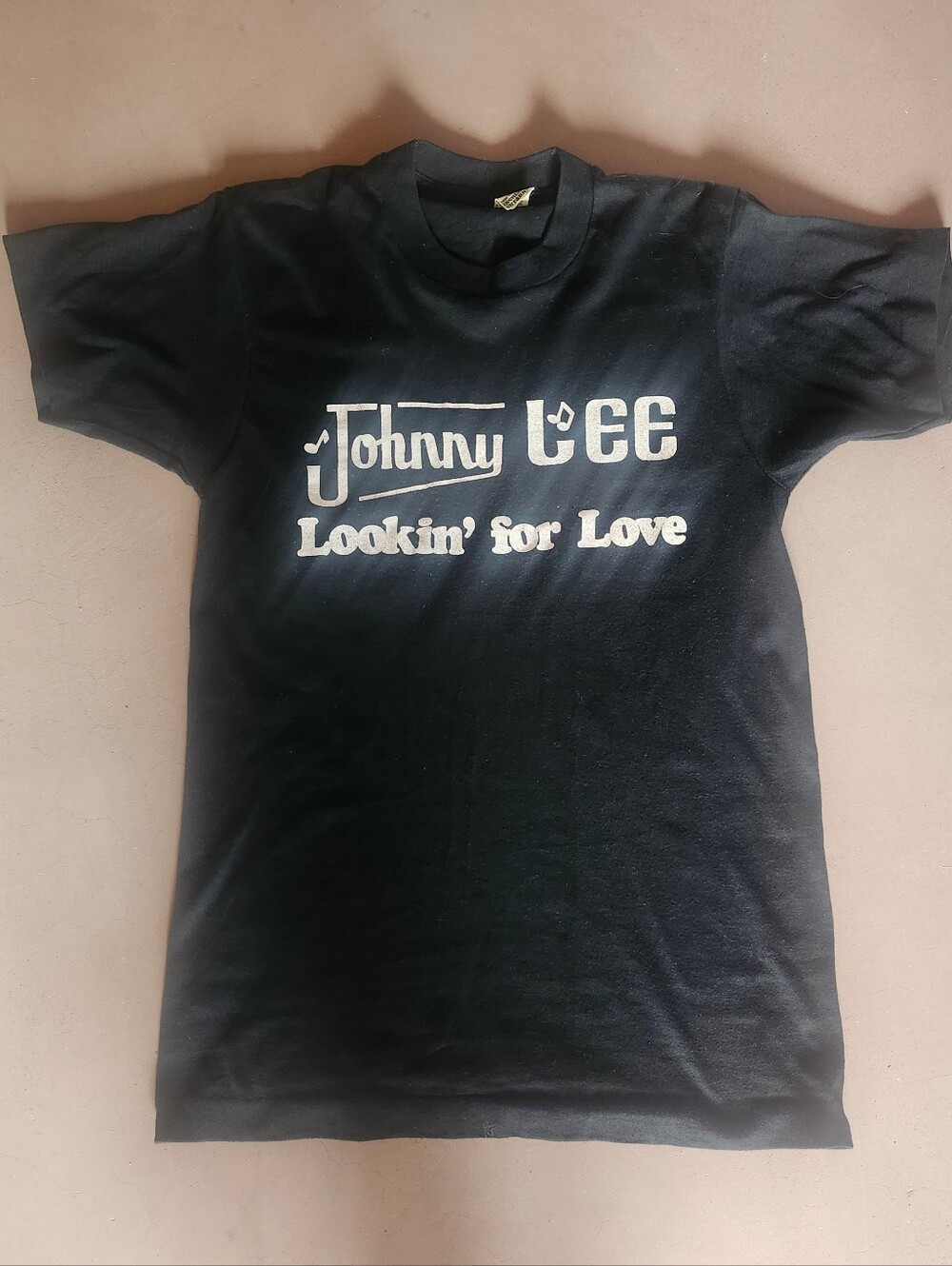 Vintage 80s Gilley's Texas Johnny Lee Lookin for Love T-Shirt M Country Cowgirl